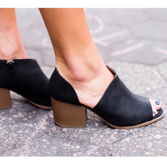 JOANNE Booties - BLACK - Picture 1 of 5